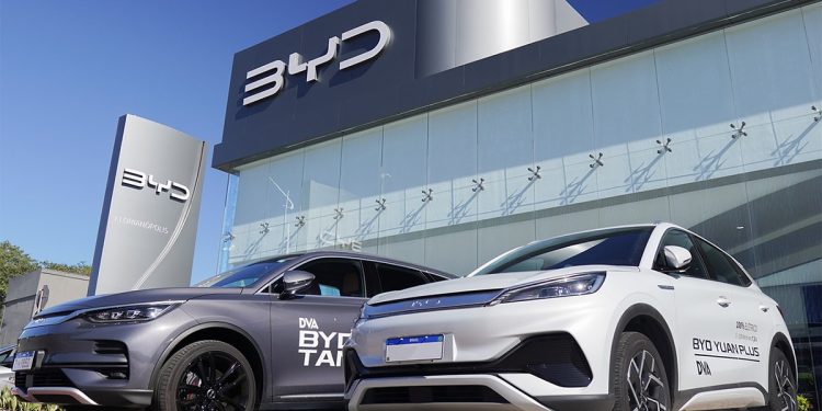 Elektrikli Araç Dünyasında Şok Karar: Dev Üretici Türkiye Yatırımını Durdurdu!